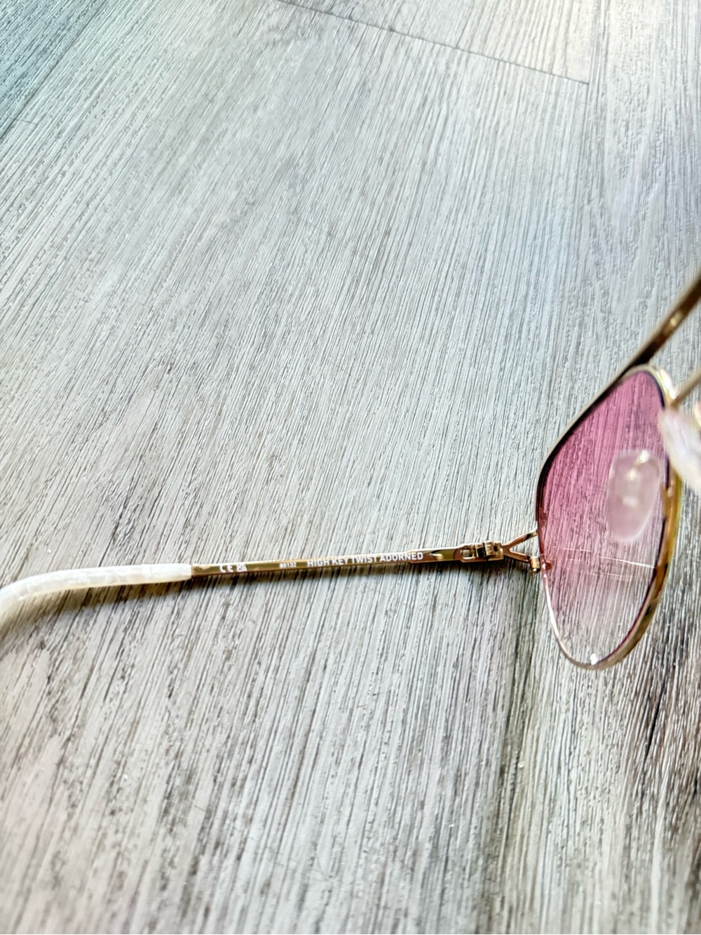 quay australia high key twist adorned pink & gold aviator sunglasses eyewear NEW - Picture 3 of 3